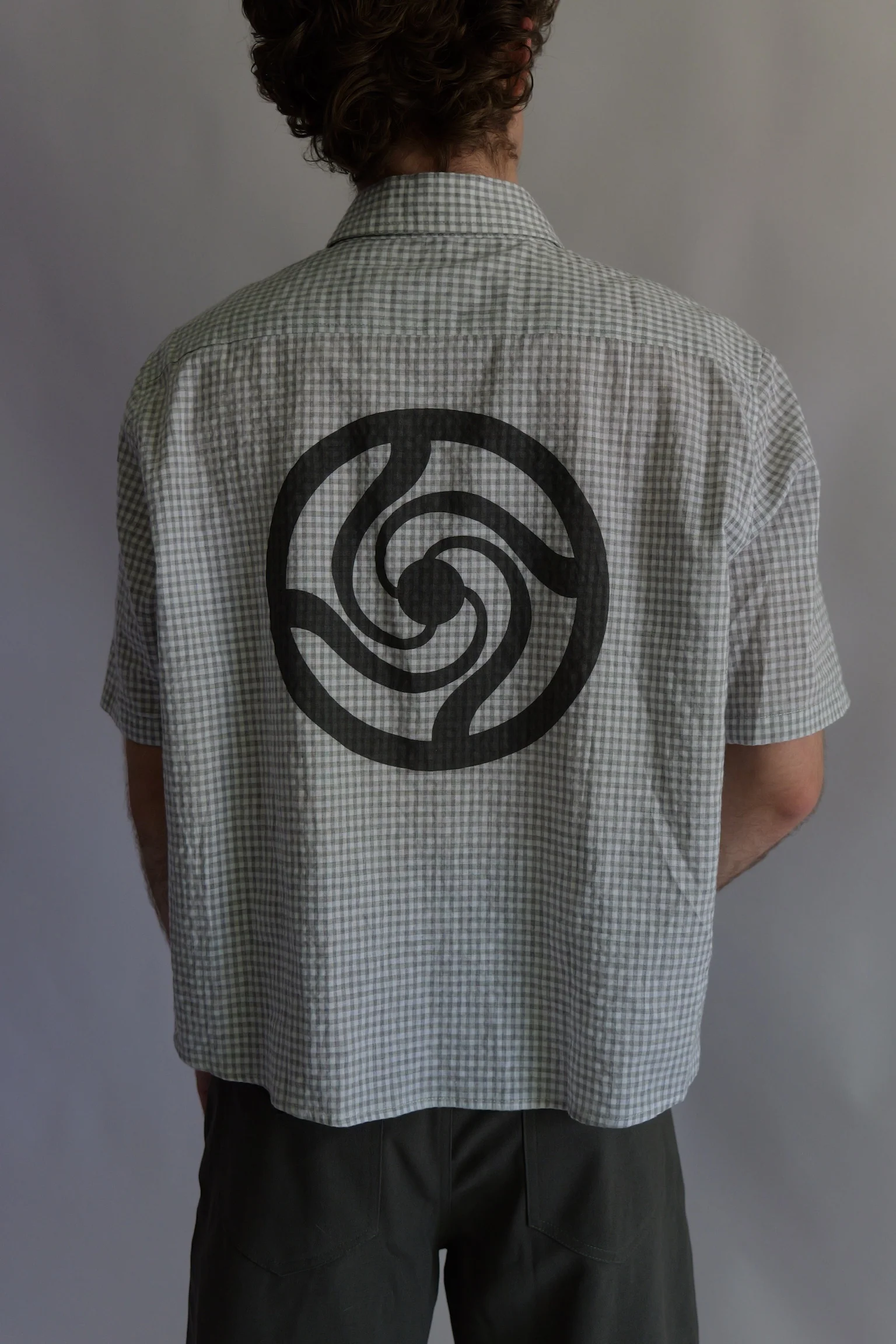 Grey High button up - Image 4