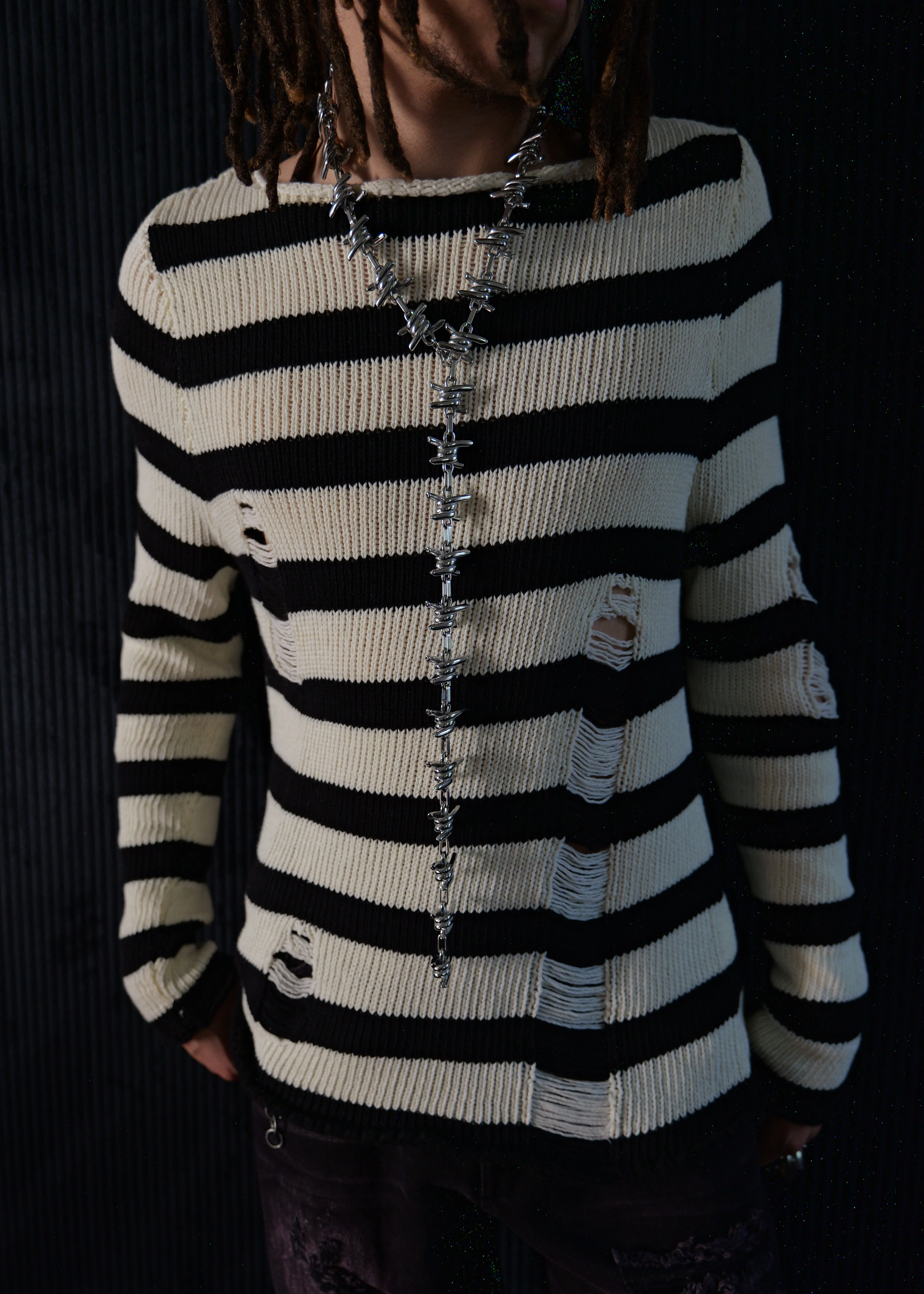 Barbwire tie - Image 3
