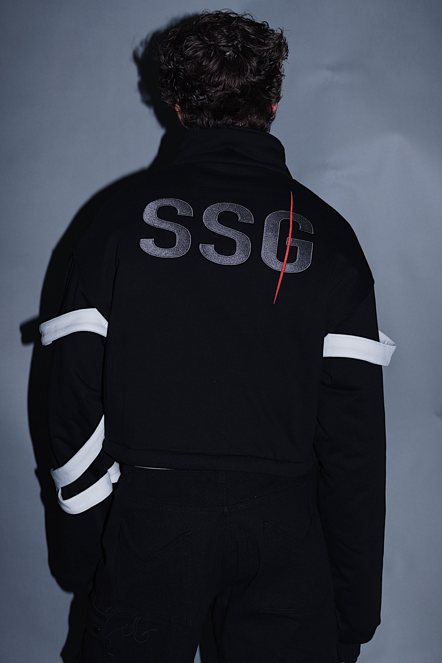 Three sword bomber - Image 4